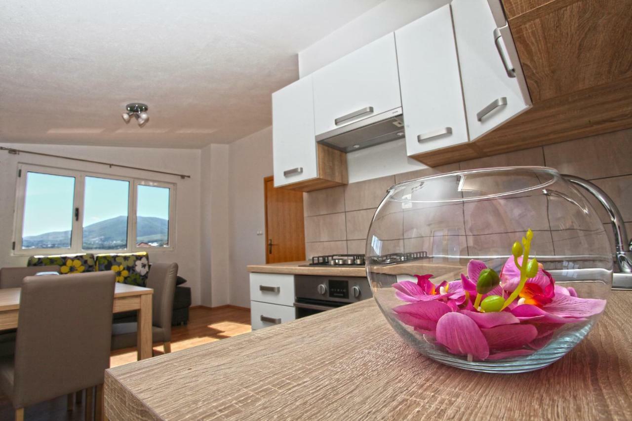 Apartments Ukic Kastela Dış mekan fotoğraf
