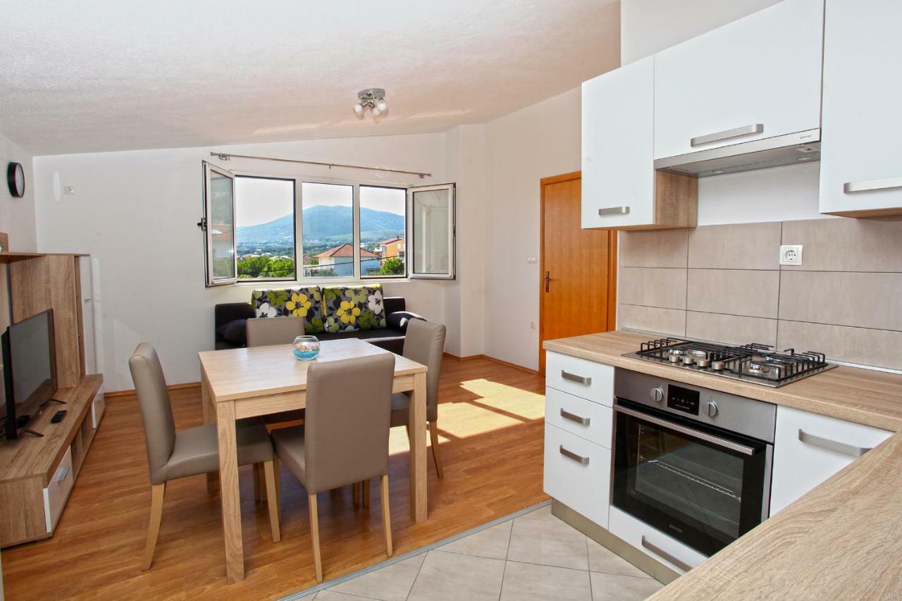Apartments Ukic Kastela Dış mekan fotoğraf